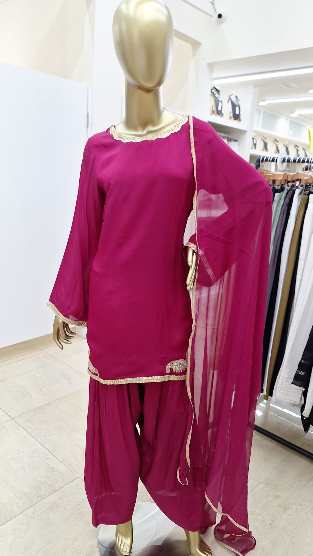 Regal Radiance in Magenta