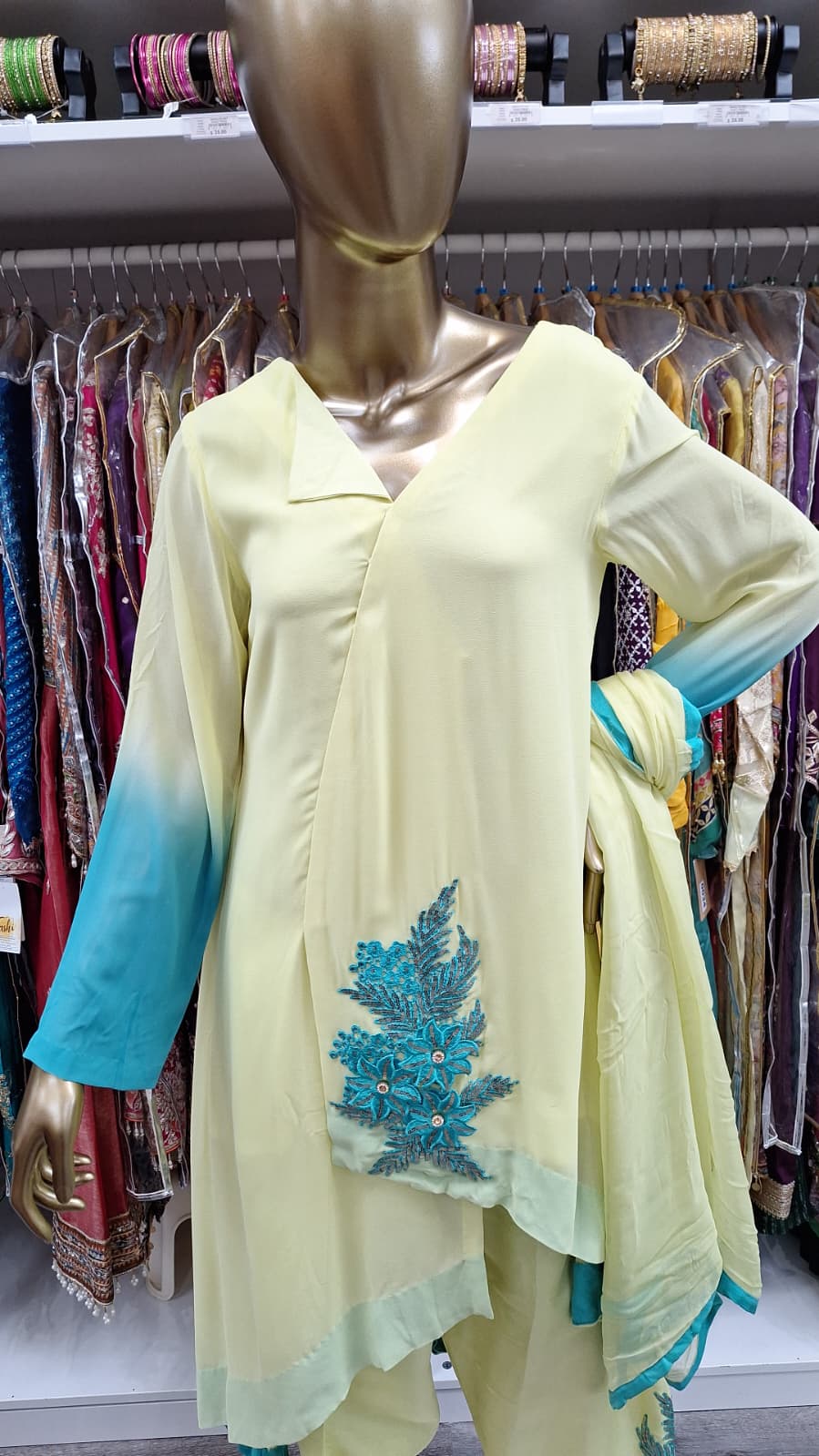 Breezy in Pistachio & Teal