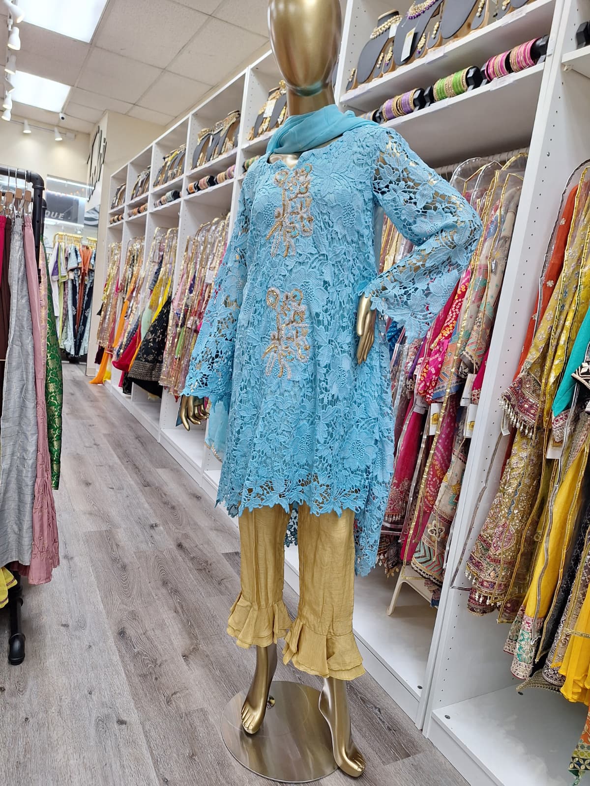 Breezy Blues & Mustard Moods