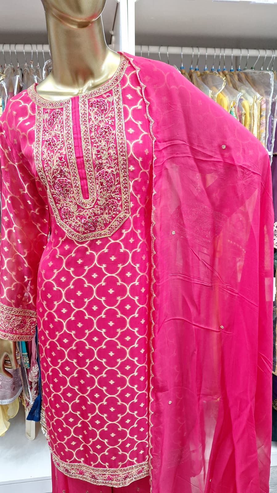 Regal Radiance in Rani Pink