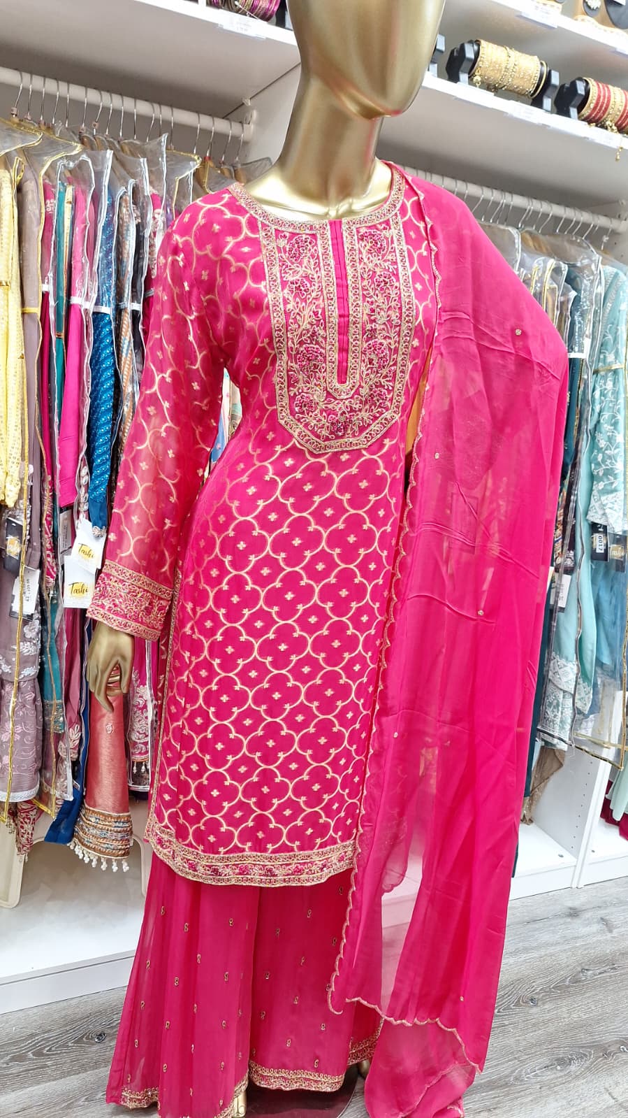 Regal Radiance in Rani Pink