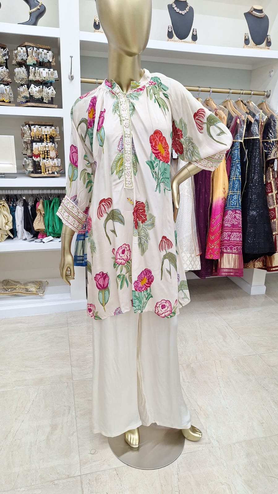 Breezy Floral Elegance