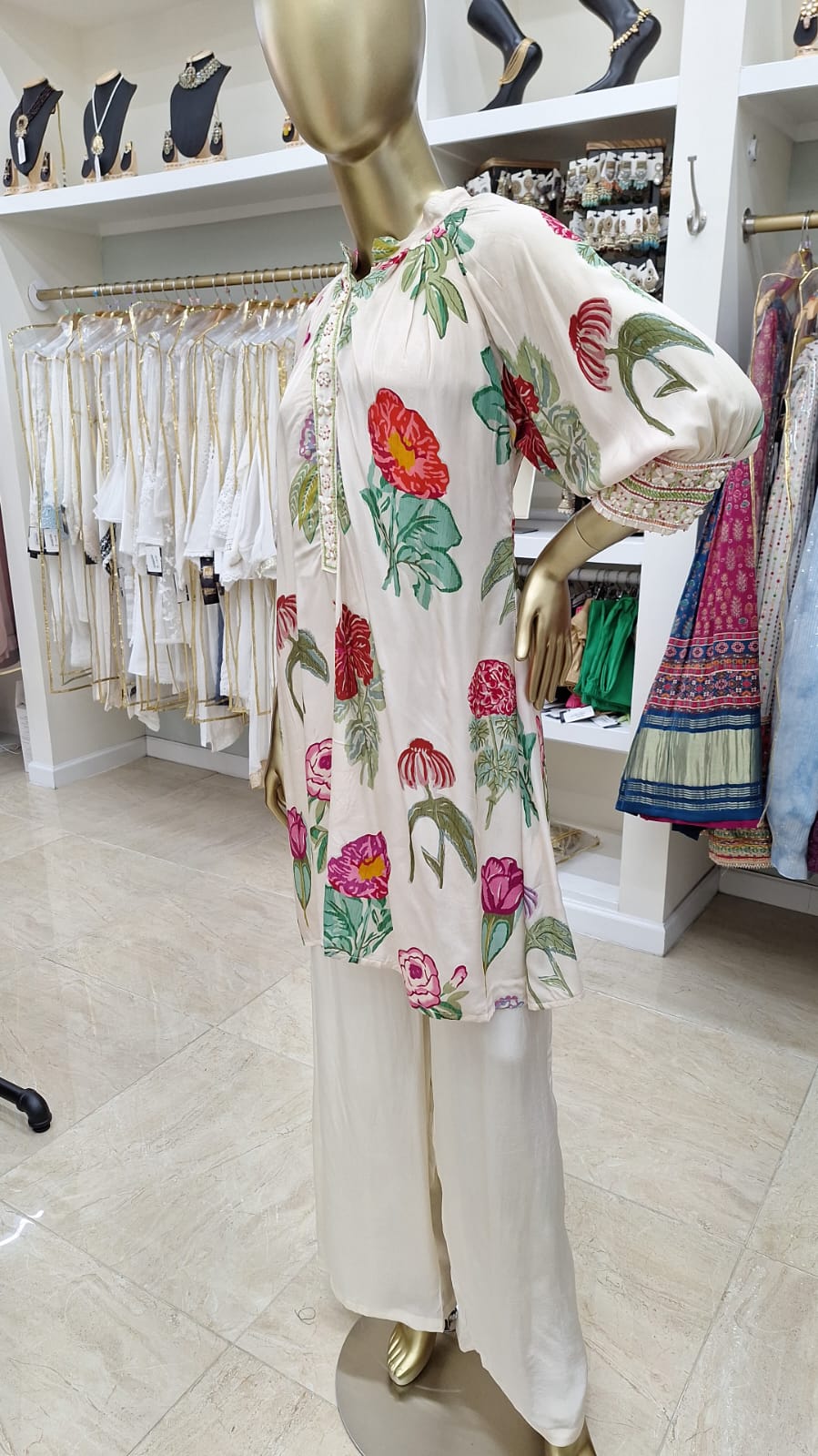 Breezy Floral Elegance