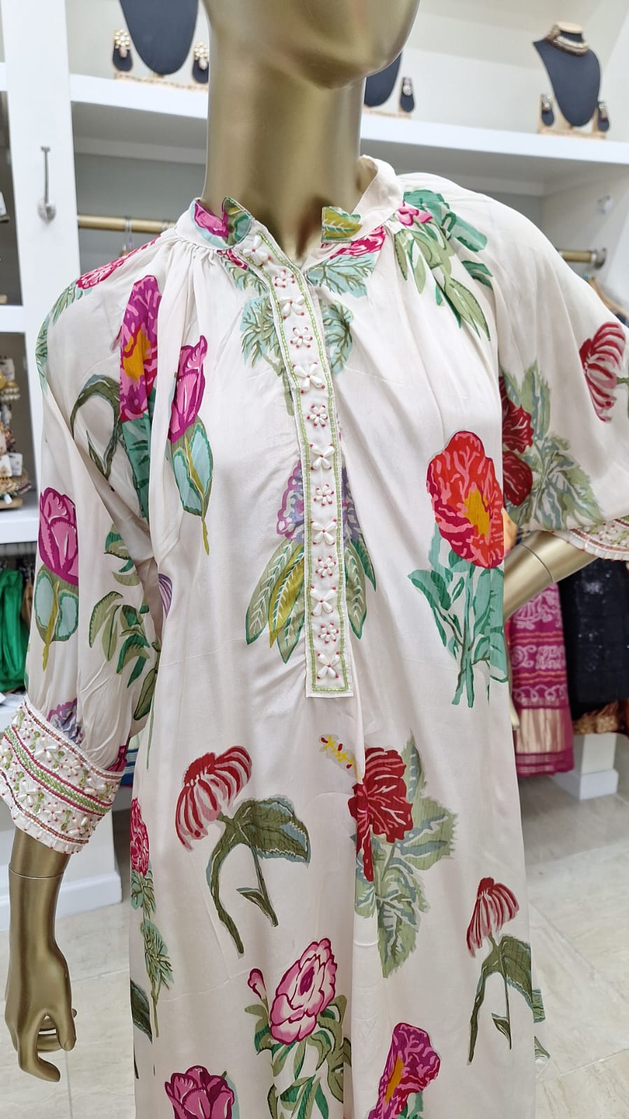 Breezy Floral Elegance