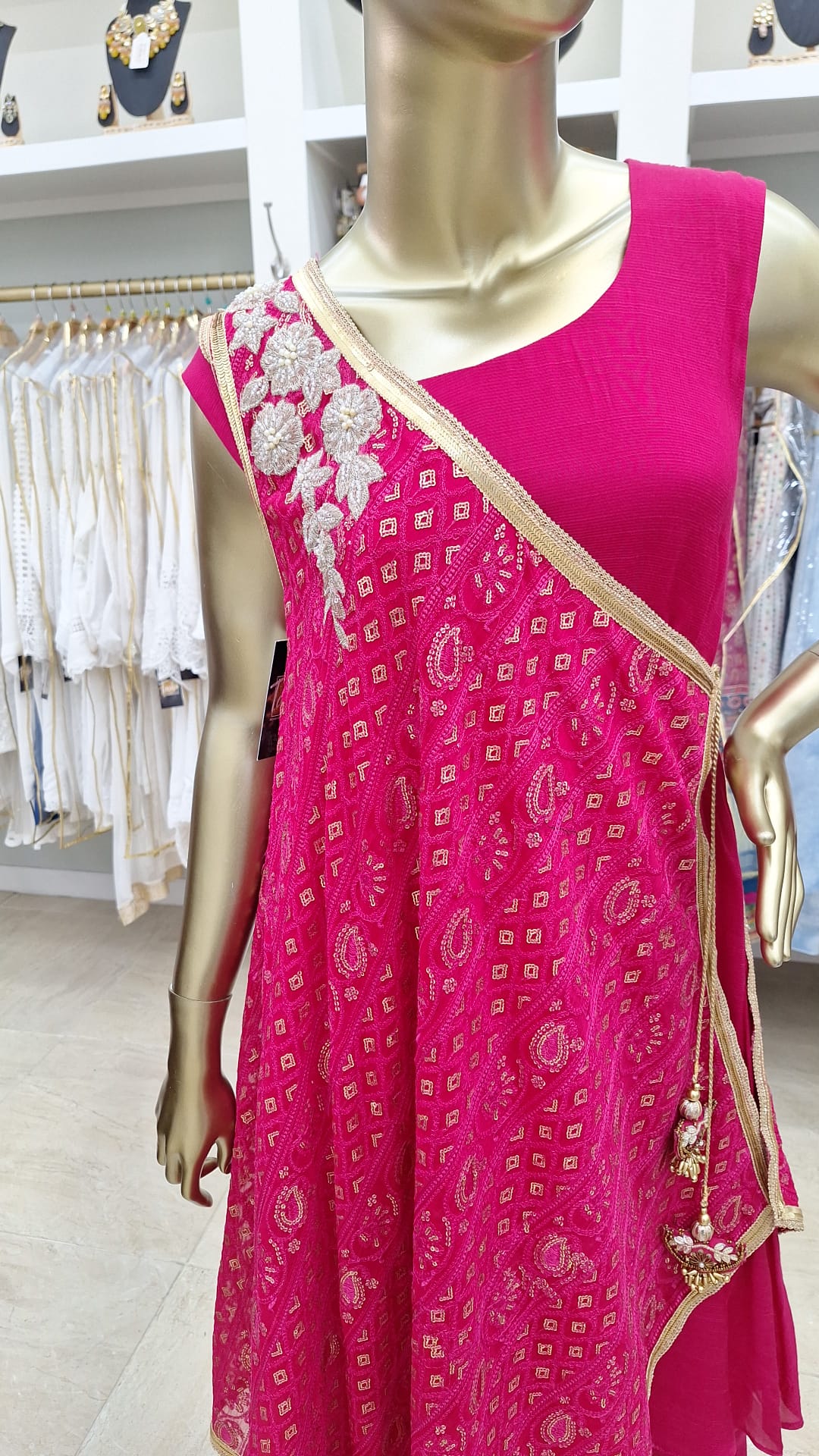 Rani Radiance: One-Shoulder Festive Stunner