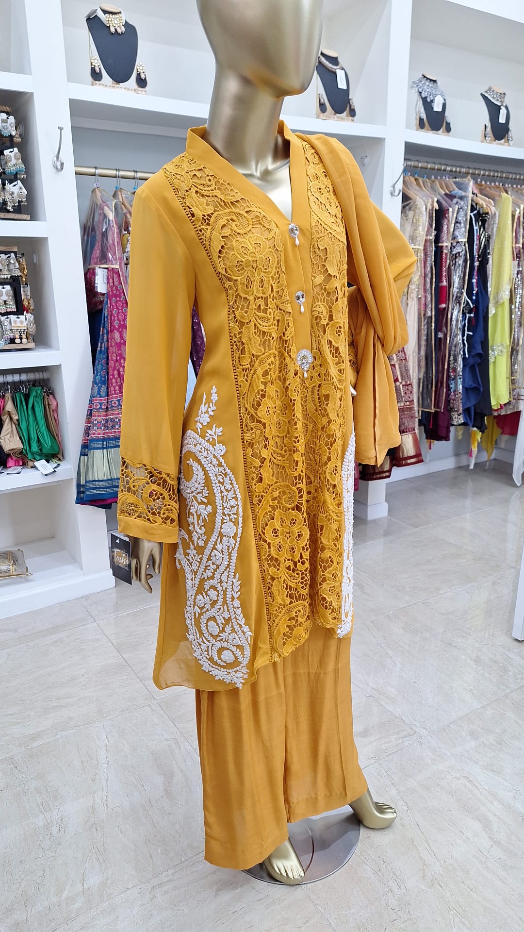 Sunshine Chic Ensemble