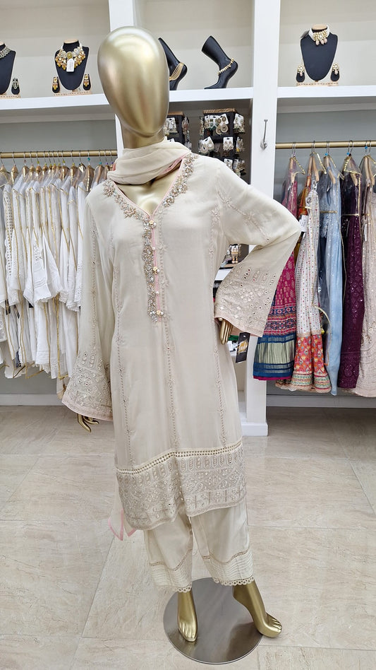 Timeless in Ivory