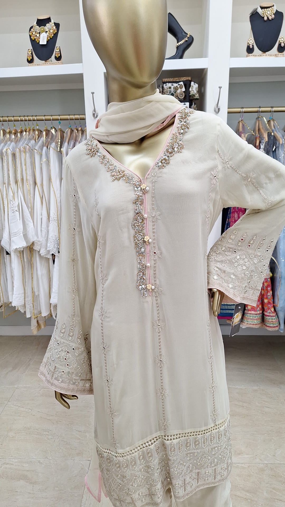 Timeless in Ivory