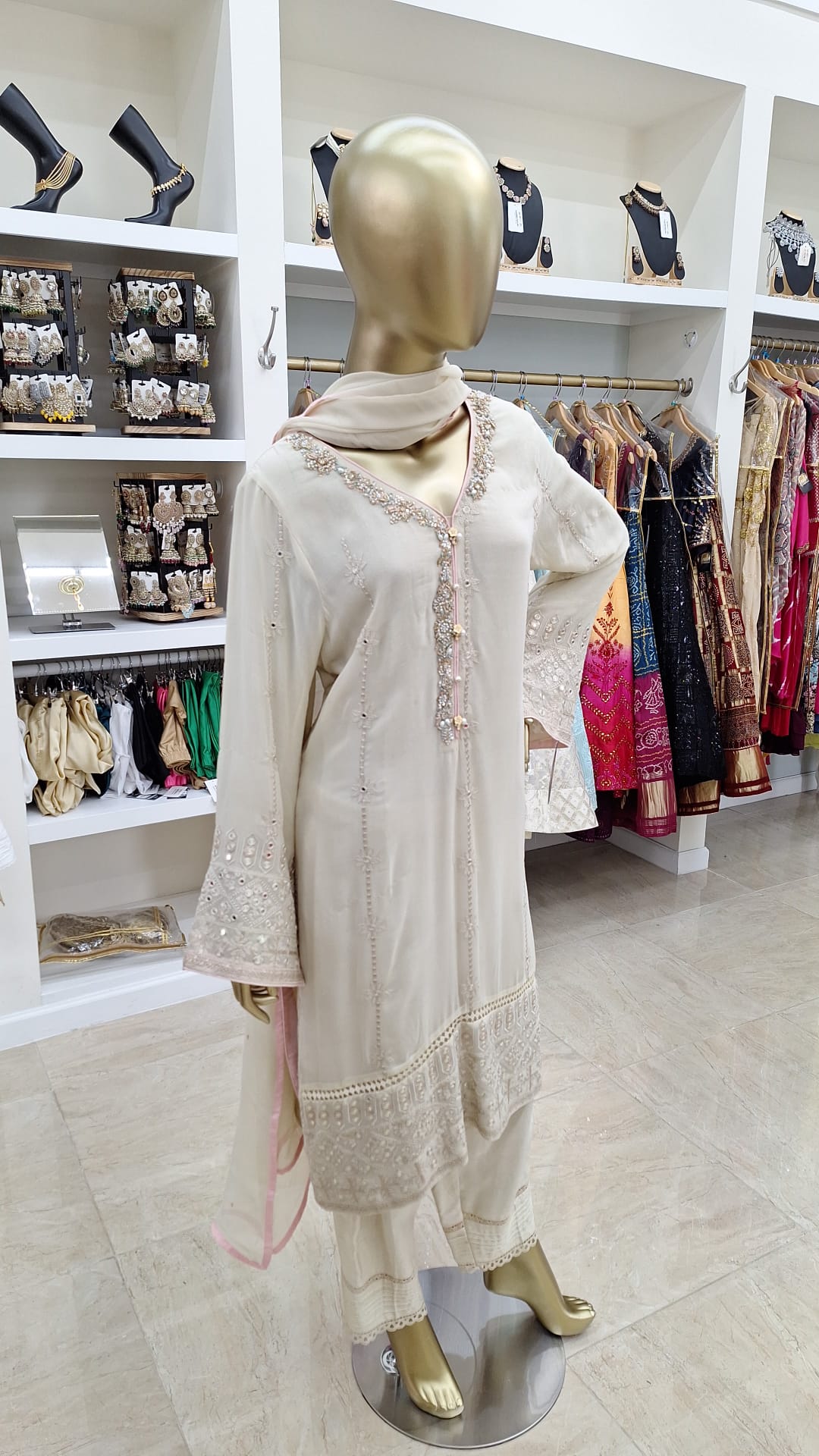 Timeless in Ivory
